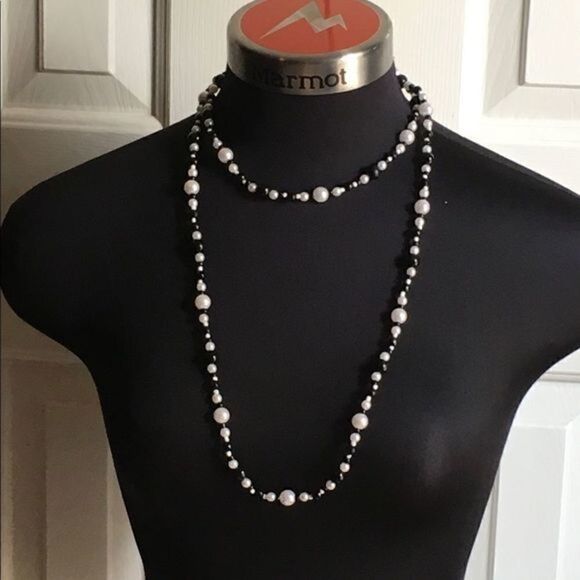 Faux Pearl Necklace  - Picture 3 of 4
